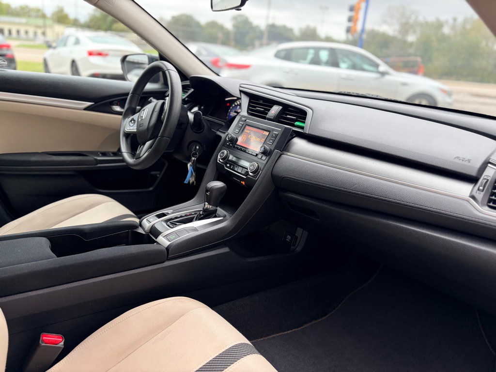 2017 Honda Civic Image 20