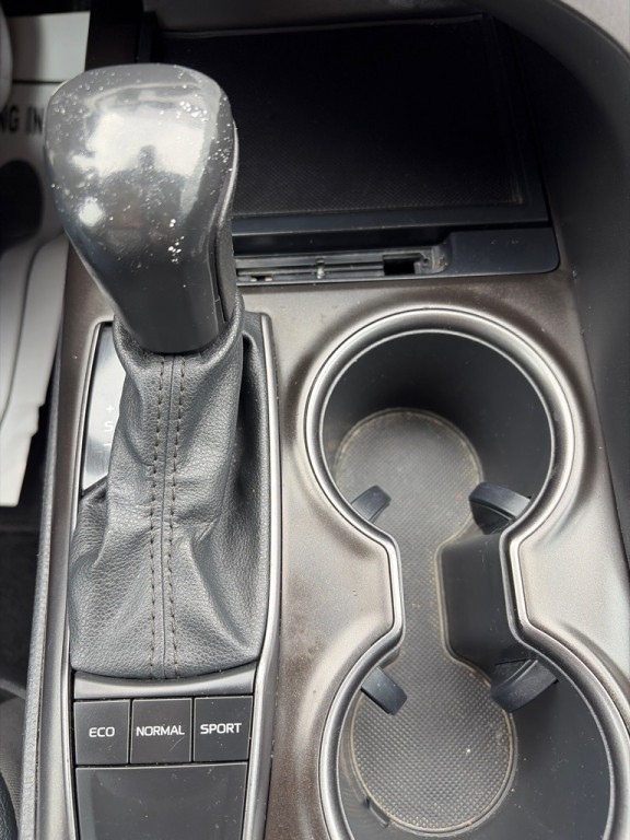 2022 Toyota Camry Image 15