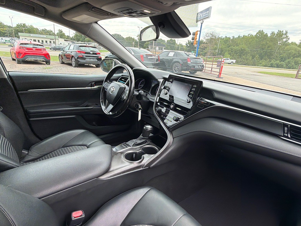 2022 Toyota Camry Image 23