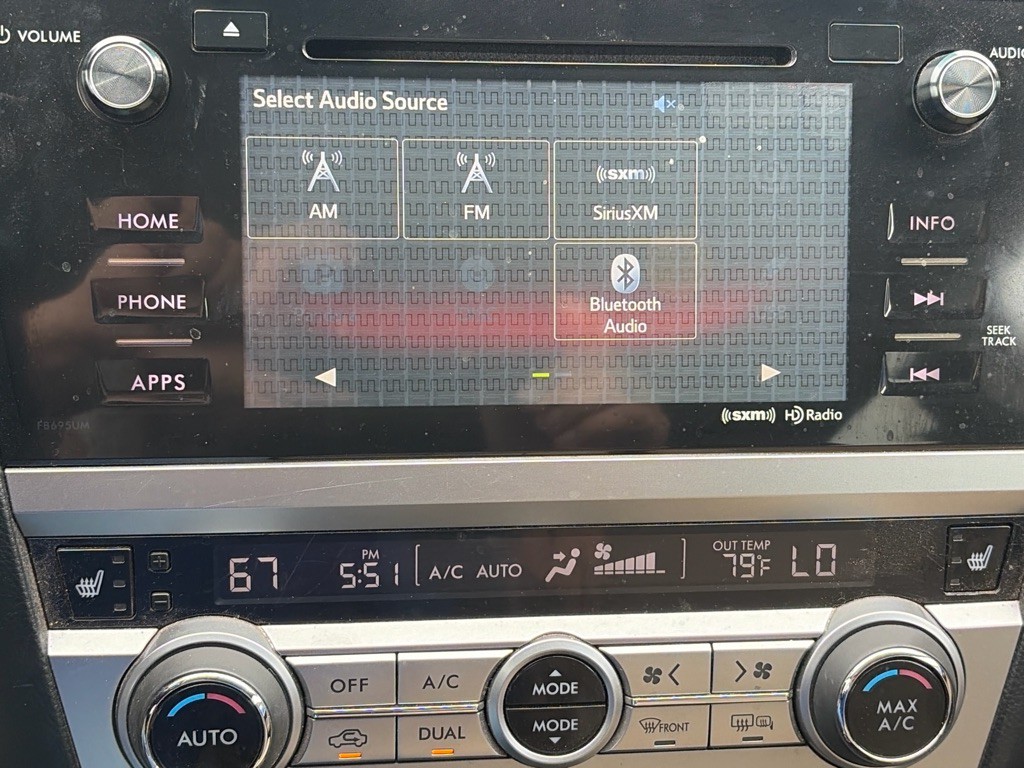2016 Subaru Outback Image 16