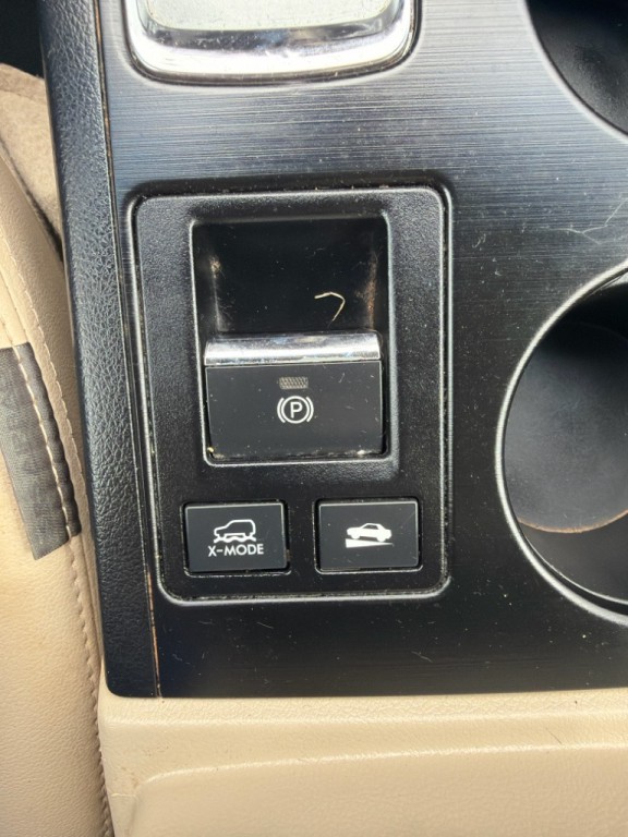 2016 Subaru Outback Image 19