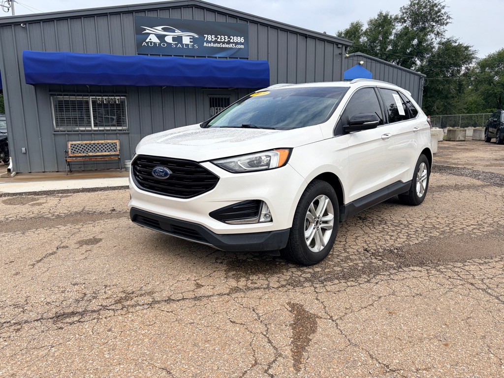 2019 Ford Edge Image 1