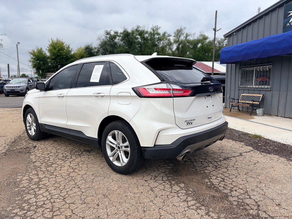 2019 Ford Edge Image 7