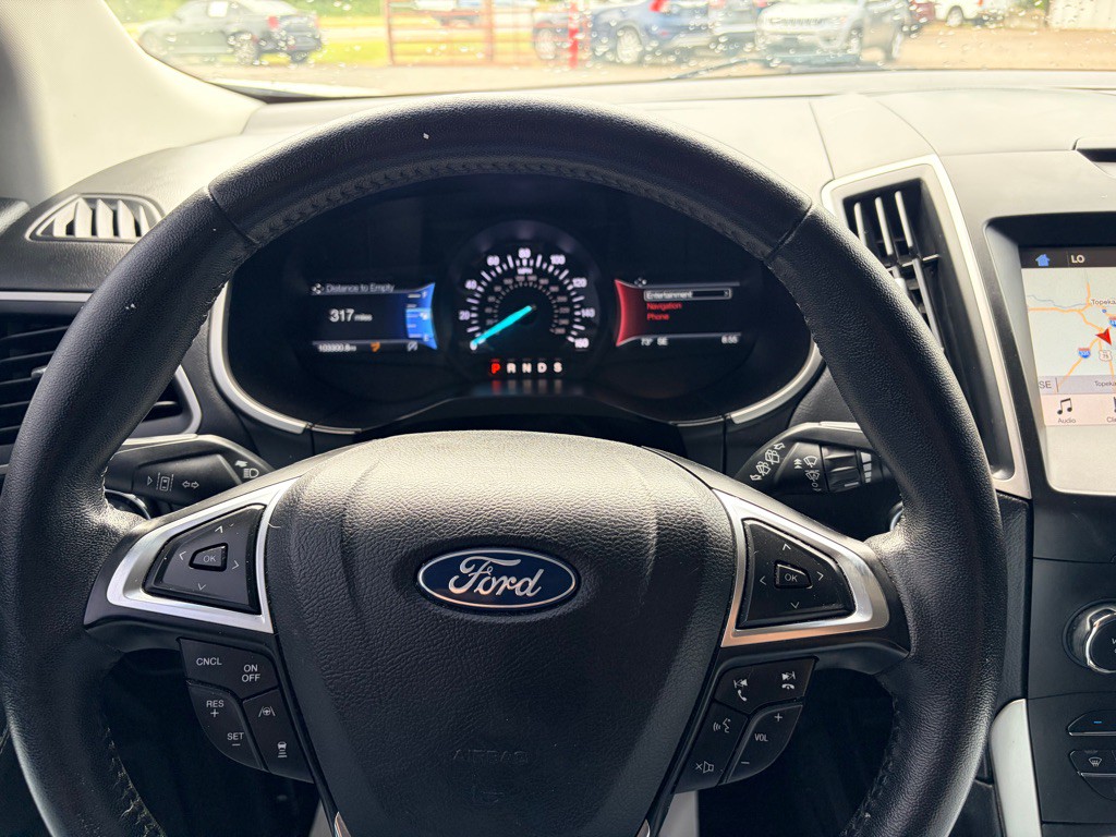 2019 Ford Edge Image 11