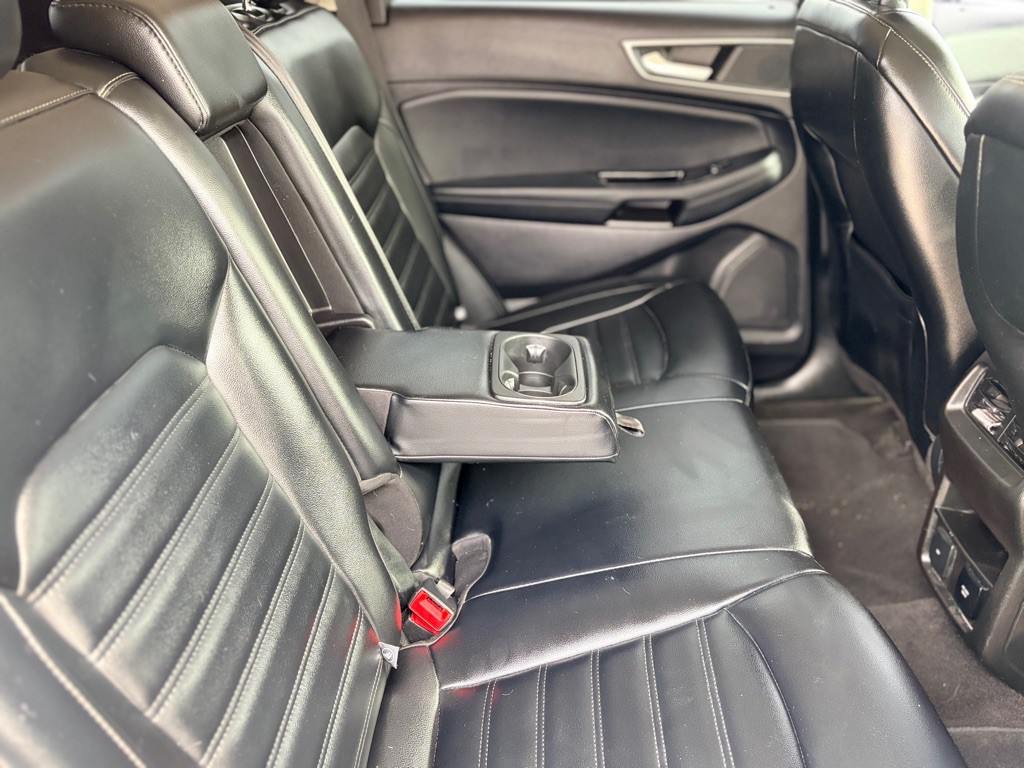 2019 Ford Edge Image 26
