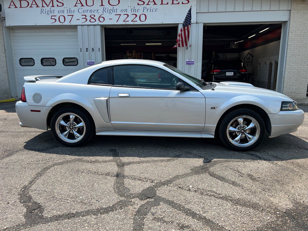 2001 Ford Mustang Image 2