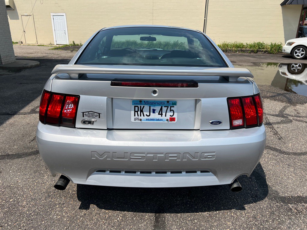 2001 Ford Mustang Image 6