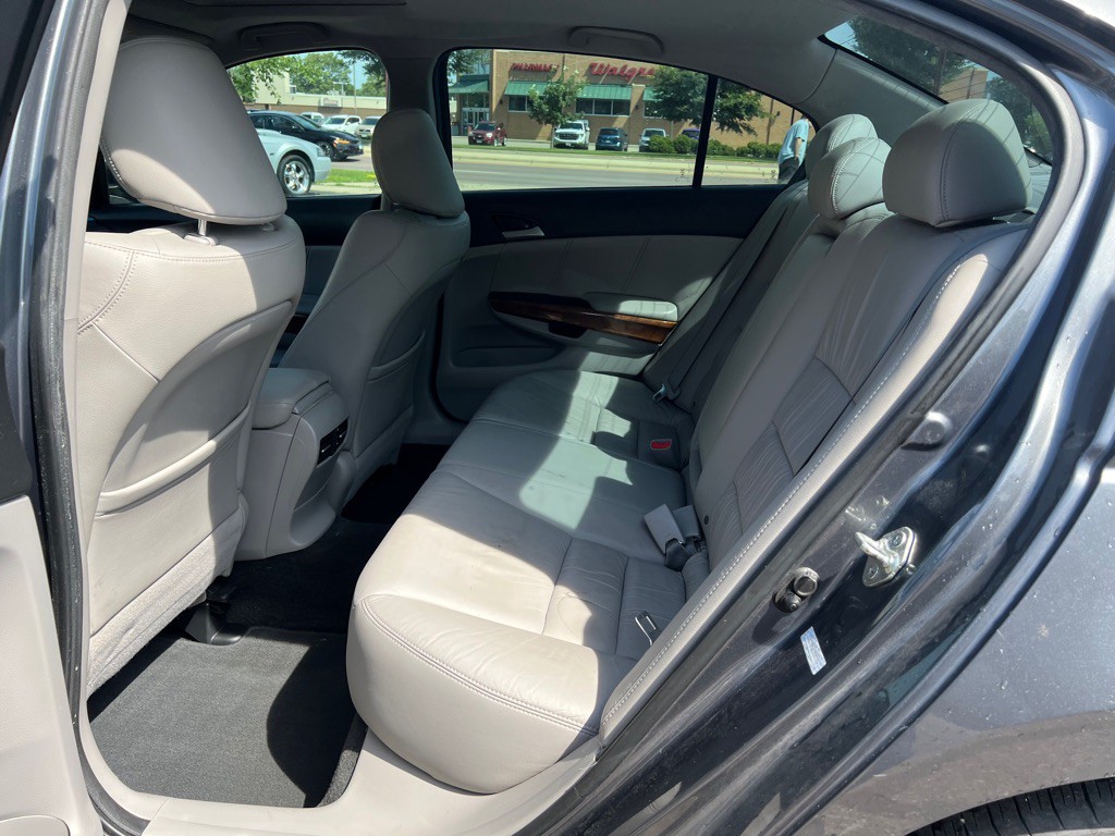 2012 Honda Accord Image 7