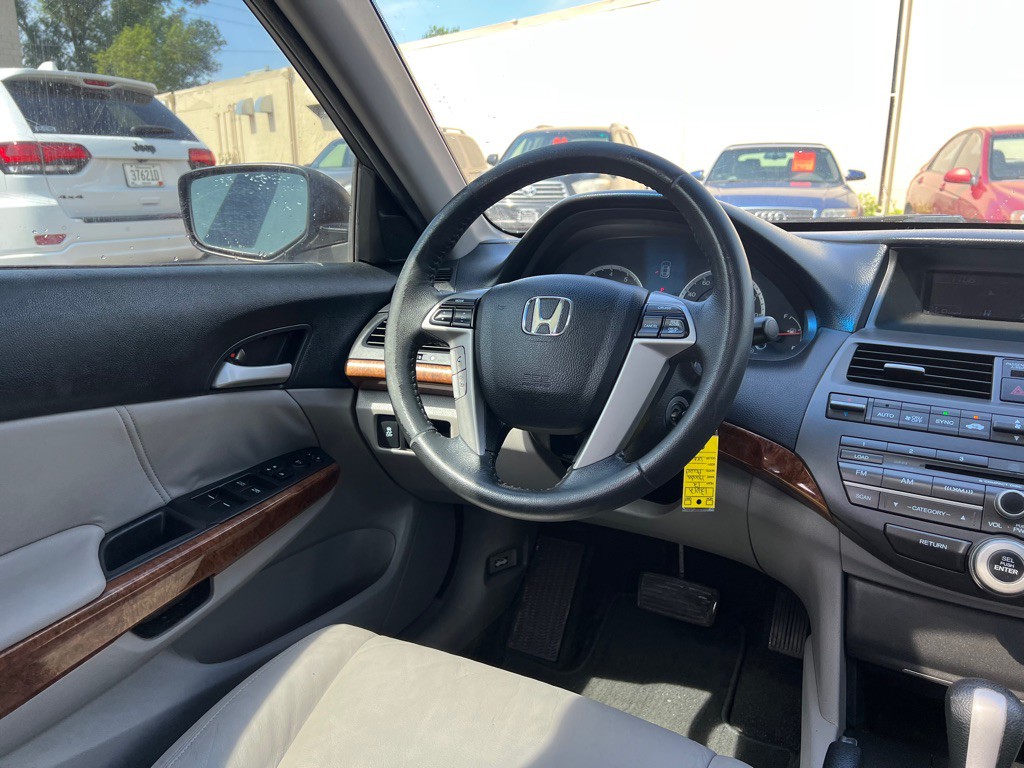 2012 Honda Accord Image 11
