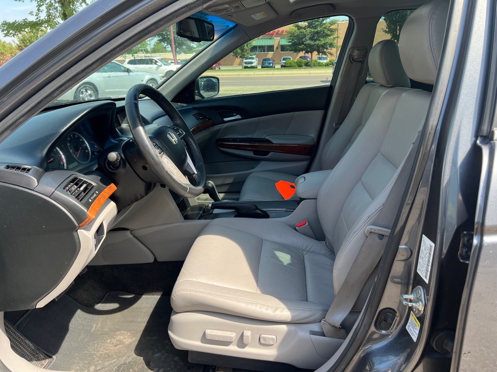 2012 Honda Accord Image 14