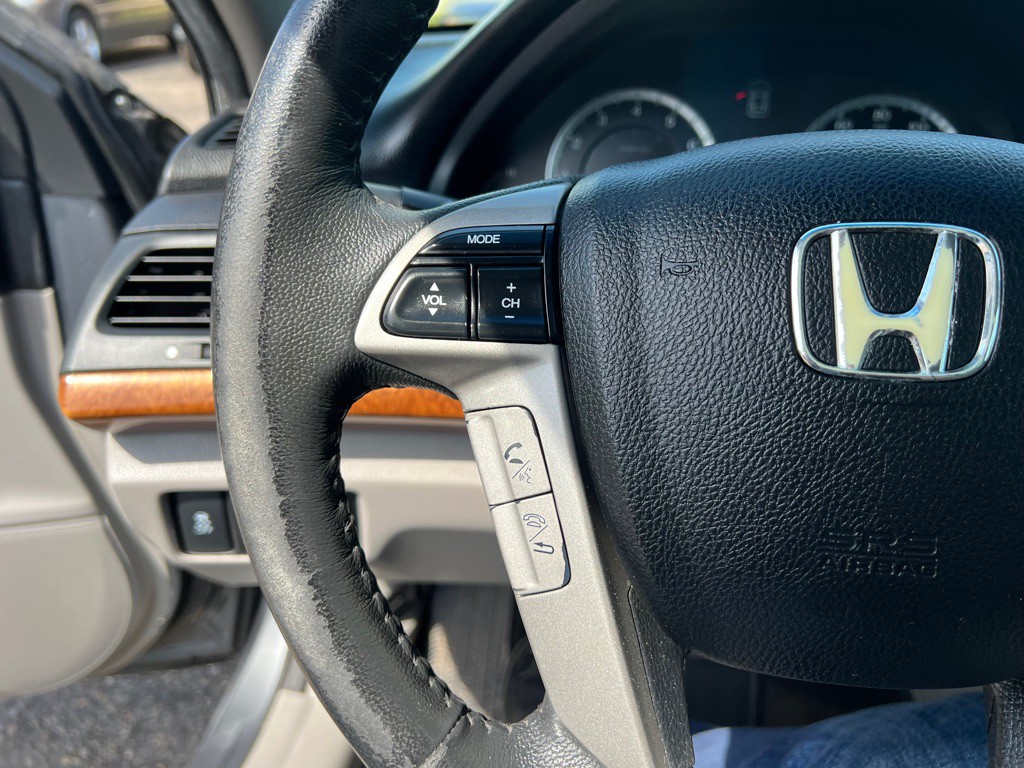 2012 Honda Accord Image 18