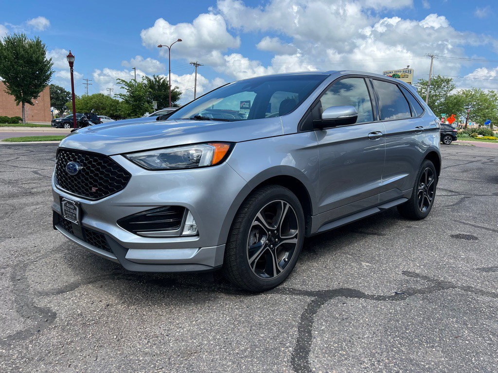 2020 Ford Edge Image 3