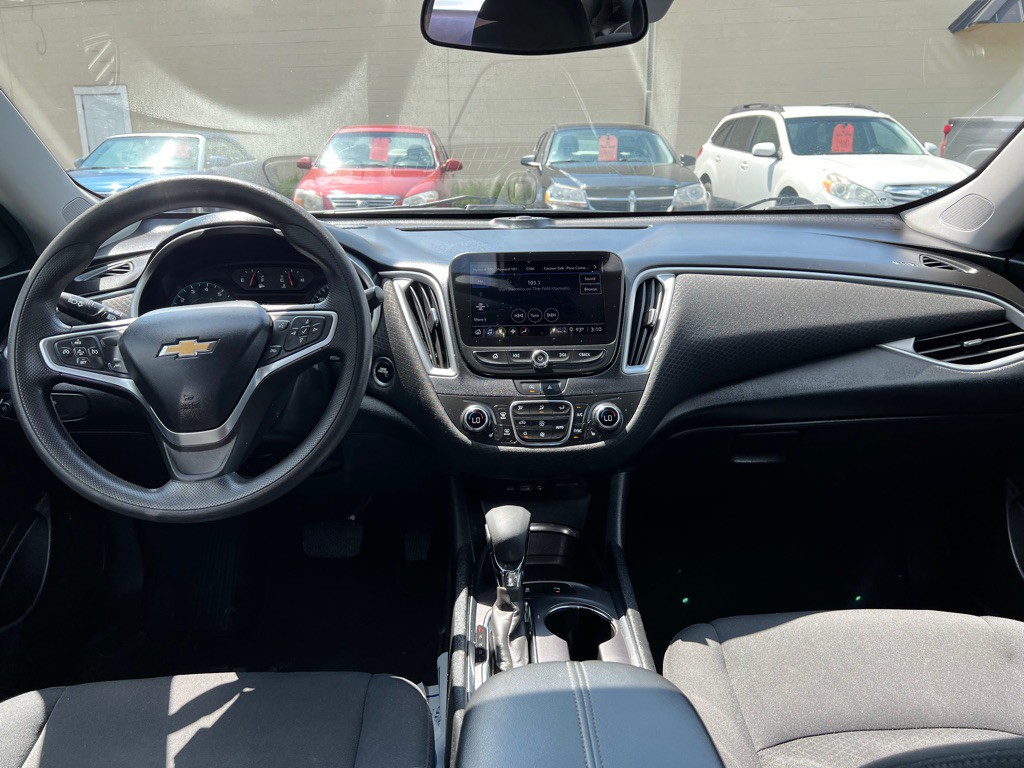 2023 Chevrolet Malibu Image 11