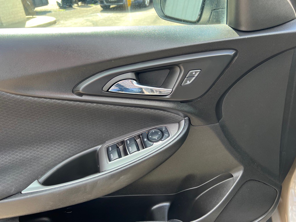 2023 Chevrolet Malibu Image 14