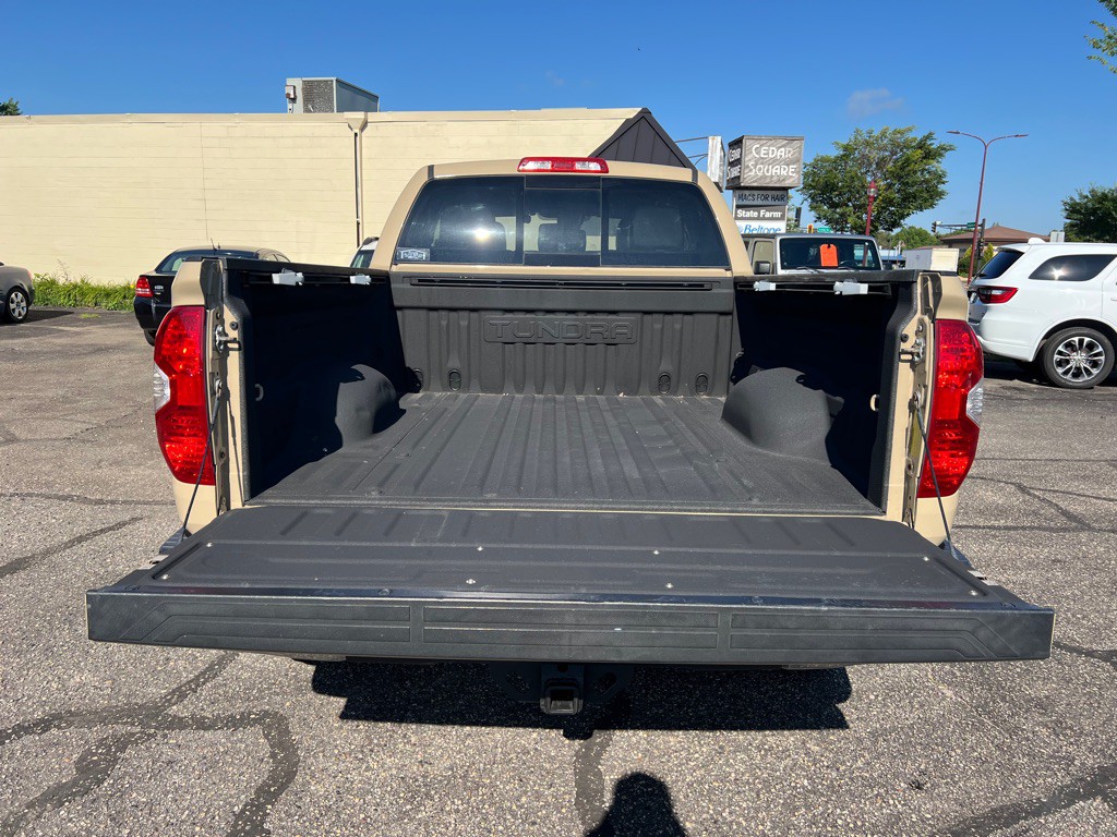 2018 Toyota Tundra Image 8