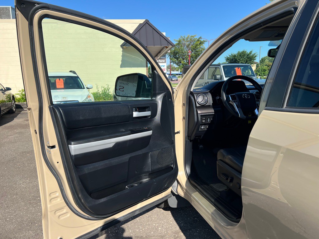 2018 Toyota Tundra Image 14