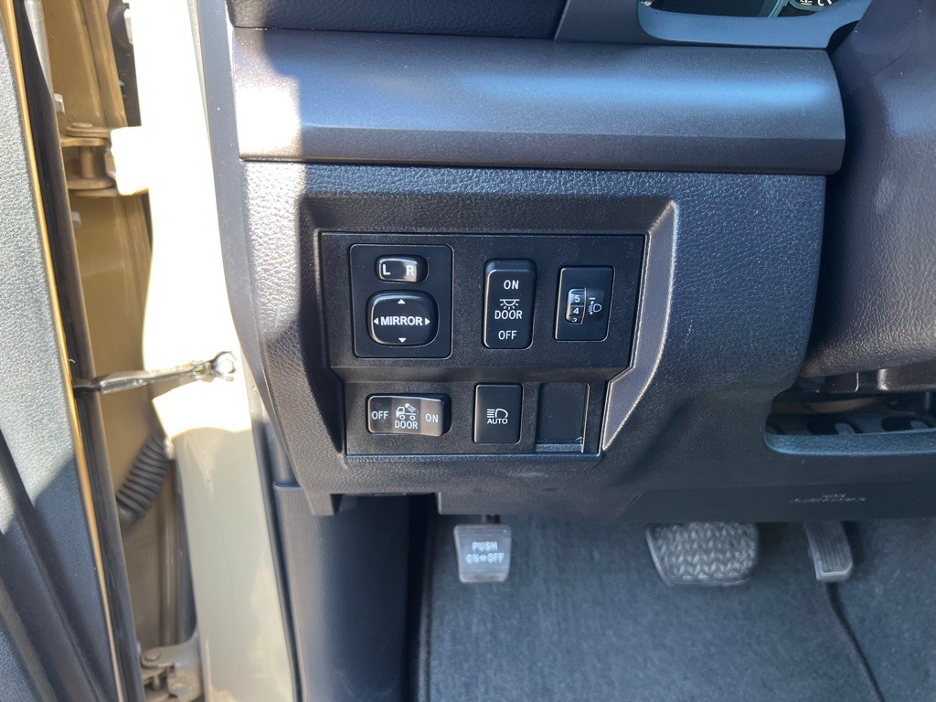 2018 Toyota Tundra Image 18