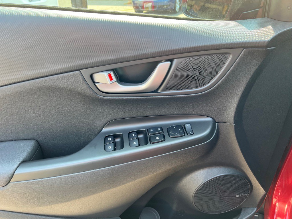 2021 Hyundai Kona Image 16