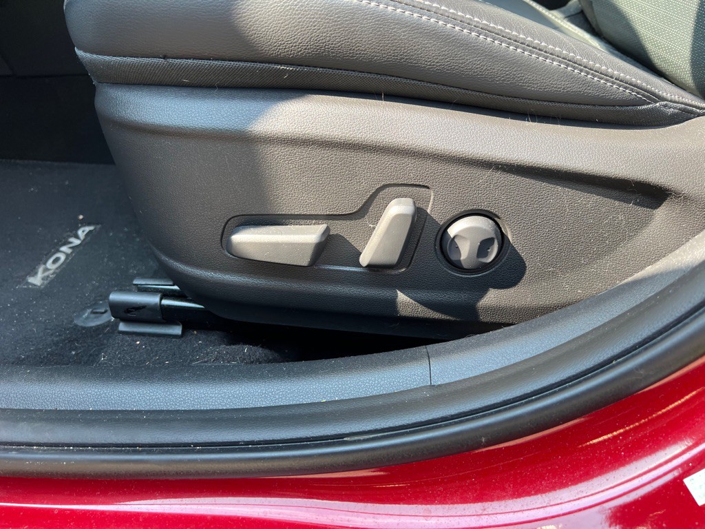 2021 Hyundai Kona Image 18