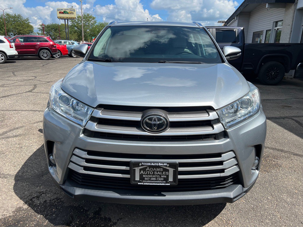 2018 Toyota Highlander Image 3