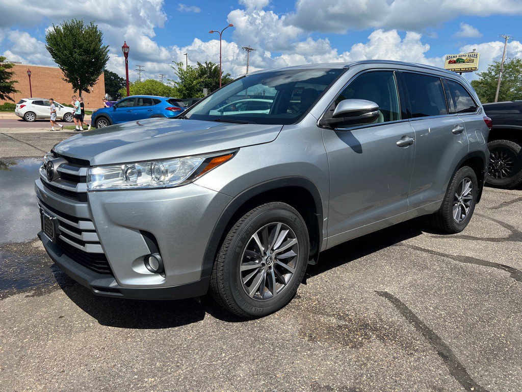 2018 Toyota Highlander Image 4