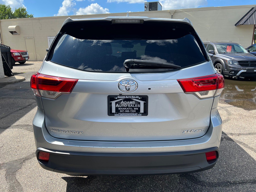 2018 Toyota Highlander Image 6