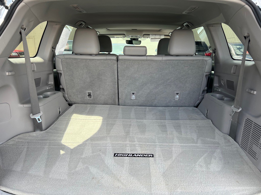 2018 Toyota Highlander Image 8