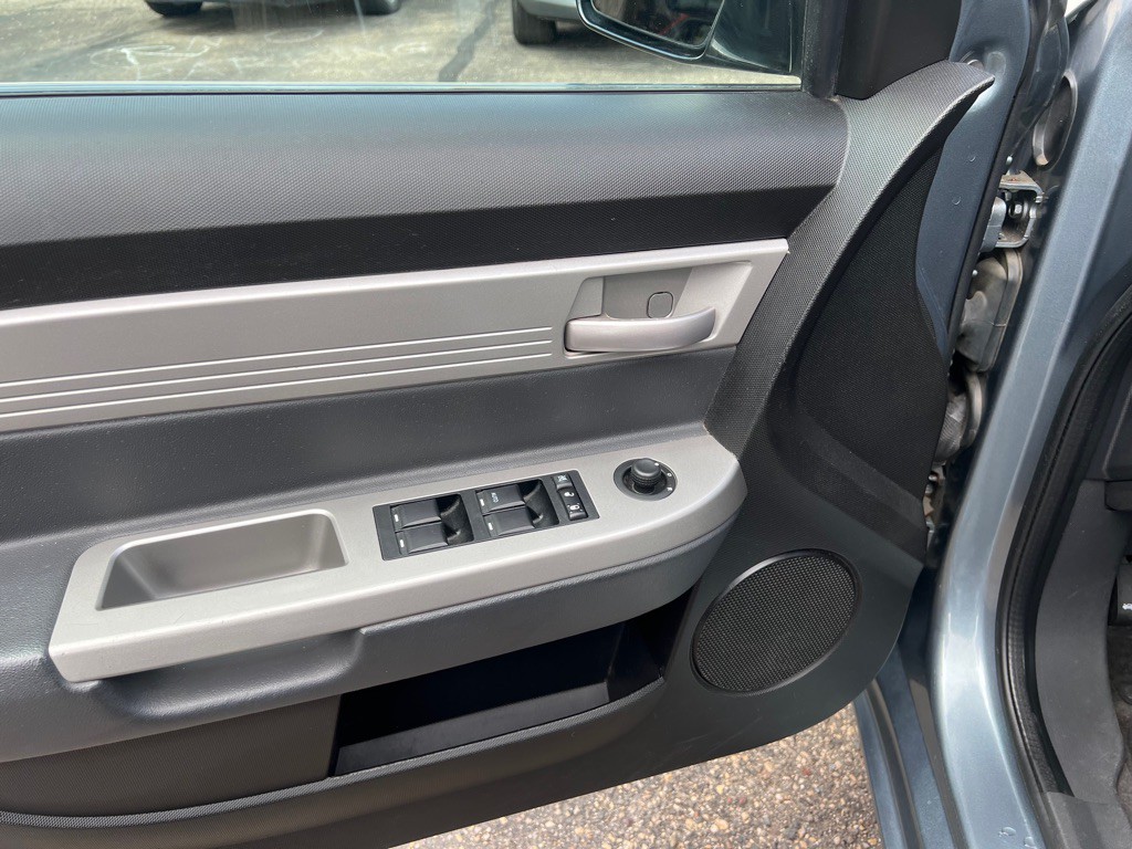 2010 Chrysler Sebring Image 13