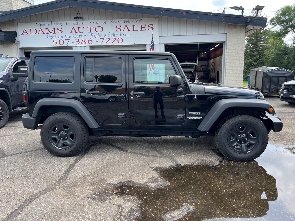 2015 Jeep Wrangler Unlimited Image 2