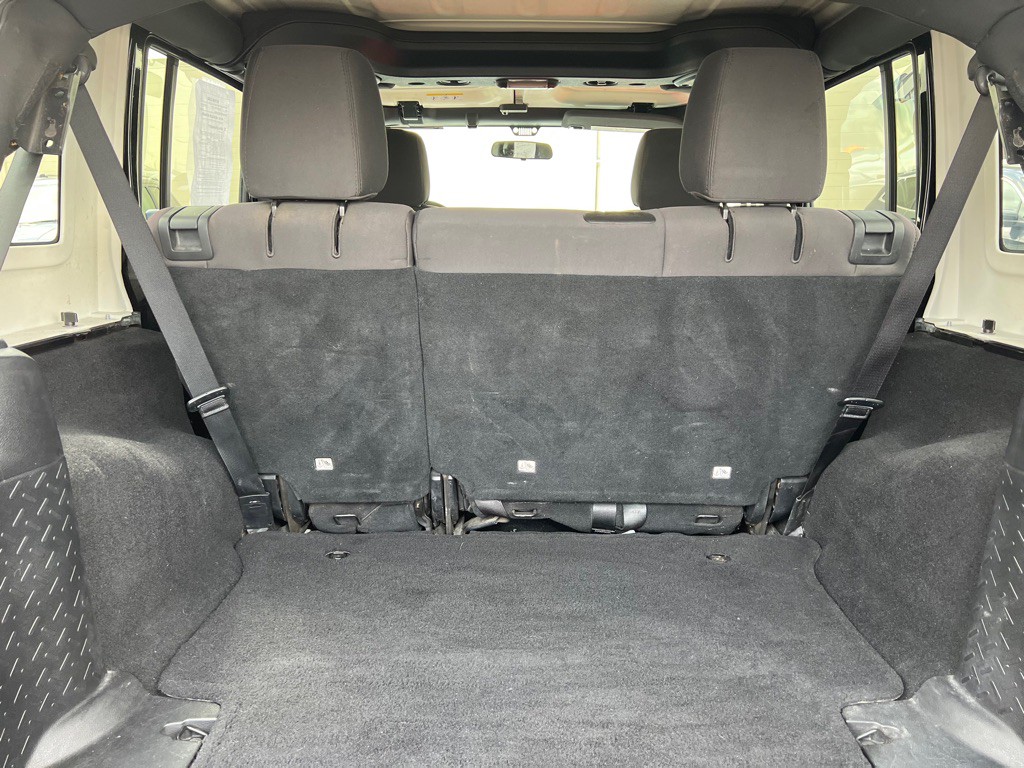 2015 Jeep Wrangler Unlimited Image 8