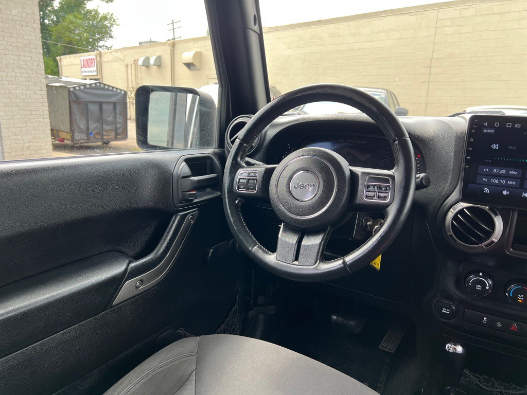 2015 Jeep Wrangler Unlimited Image 13