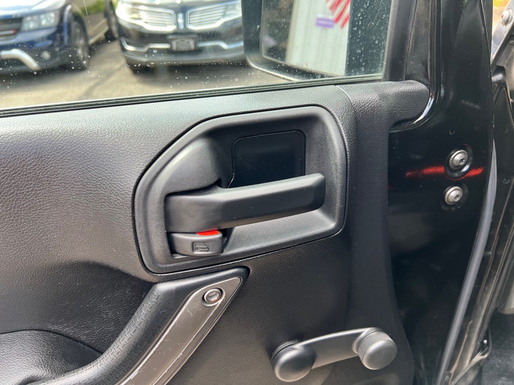 2015 Jeep Wrangler Unlimited Image 15