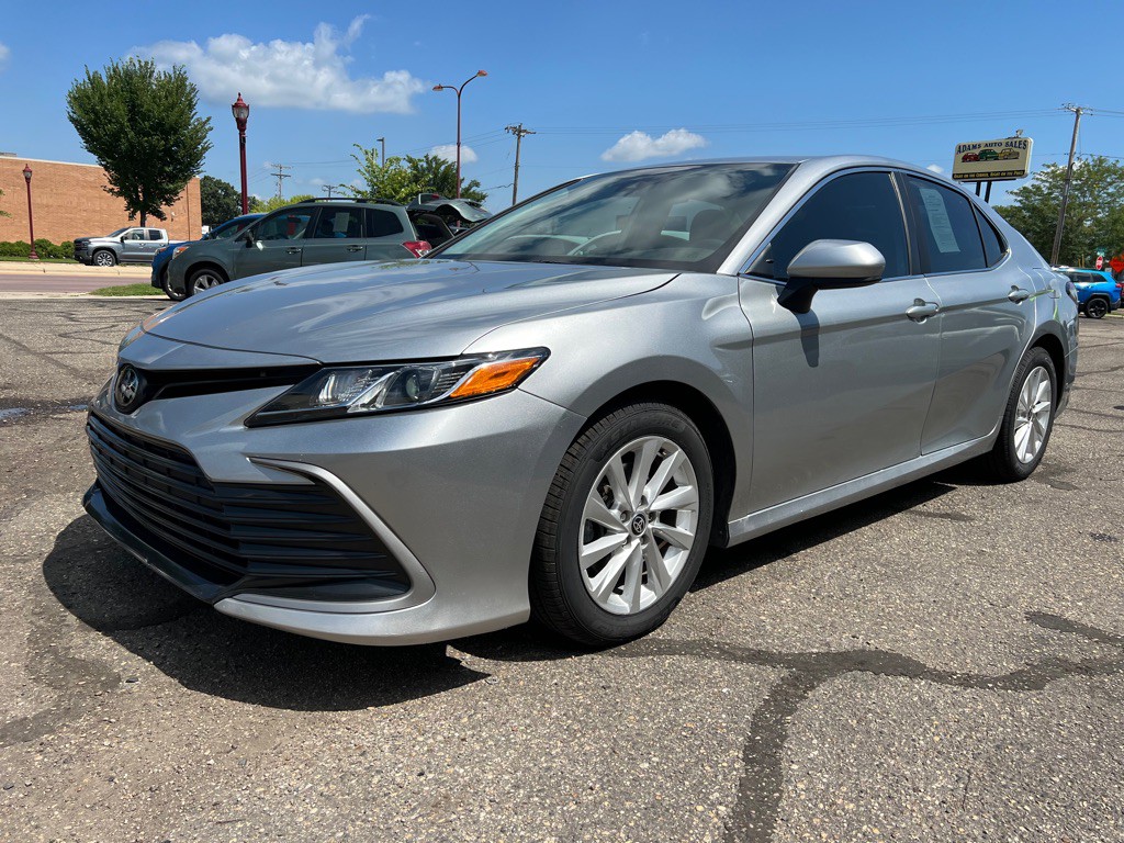 2023 Toyota Camry Image 4
