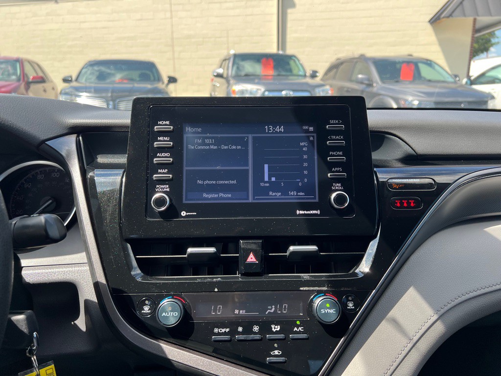 2023 Toyota Camry Image 19