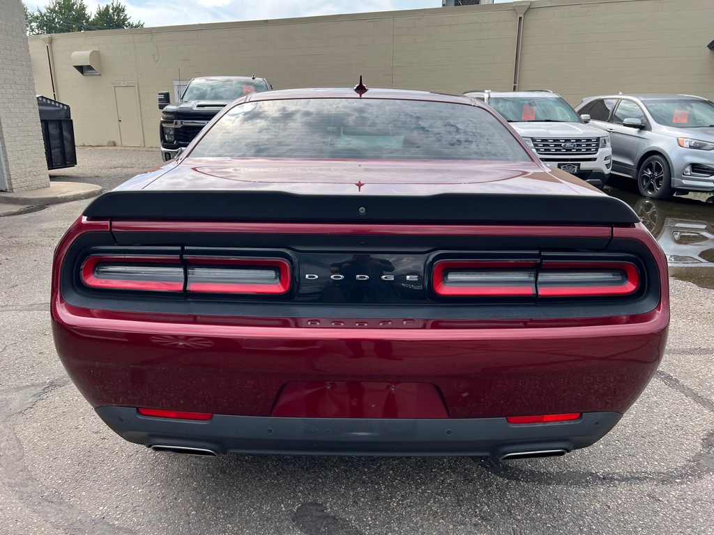 2018 Dodge Challenger Image 5