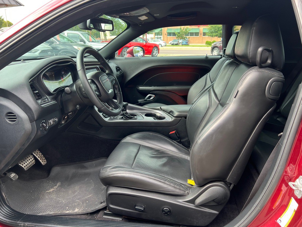 2018 Dodge Challenger Image 9