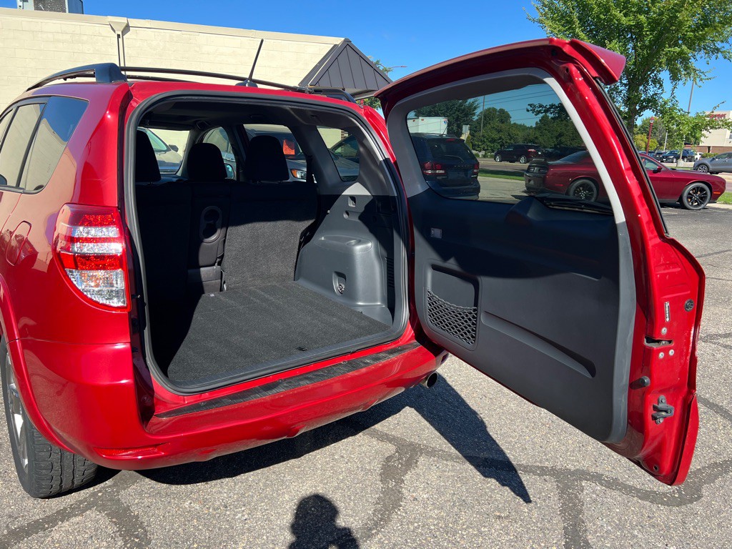2011 Toyota Rav4 Image 6