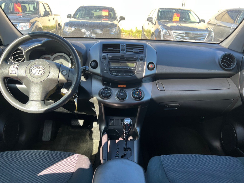 2011 Toyota Rav4 Image 11