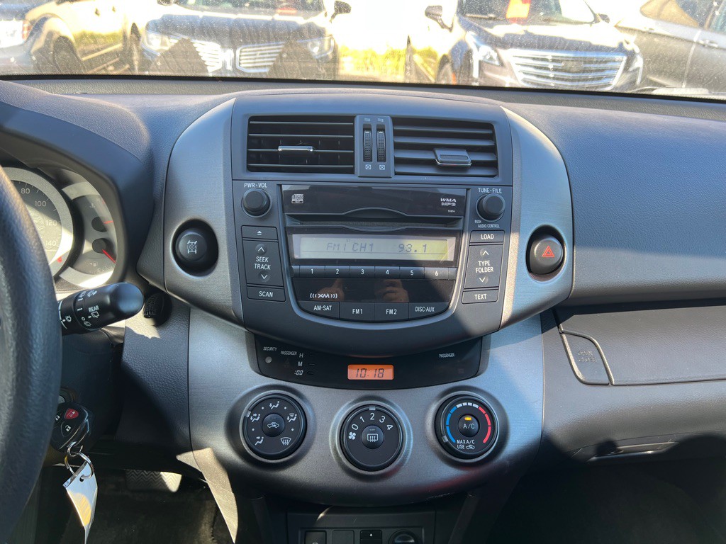 2011 Toyota Rav4 Image 19