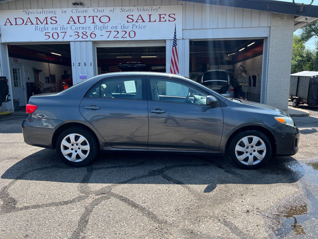 2012 Toyota Corolla Image 2