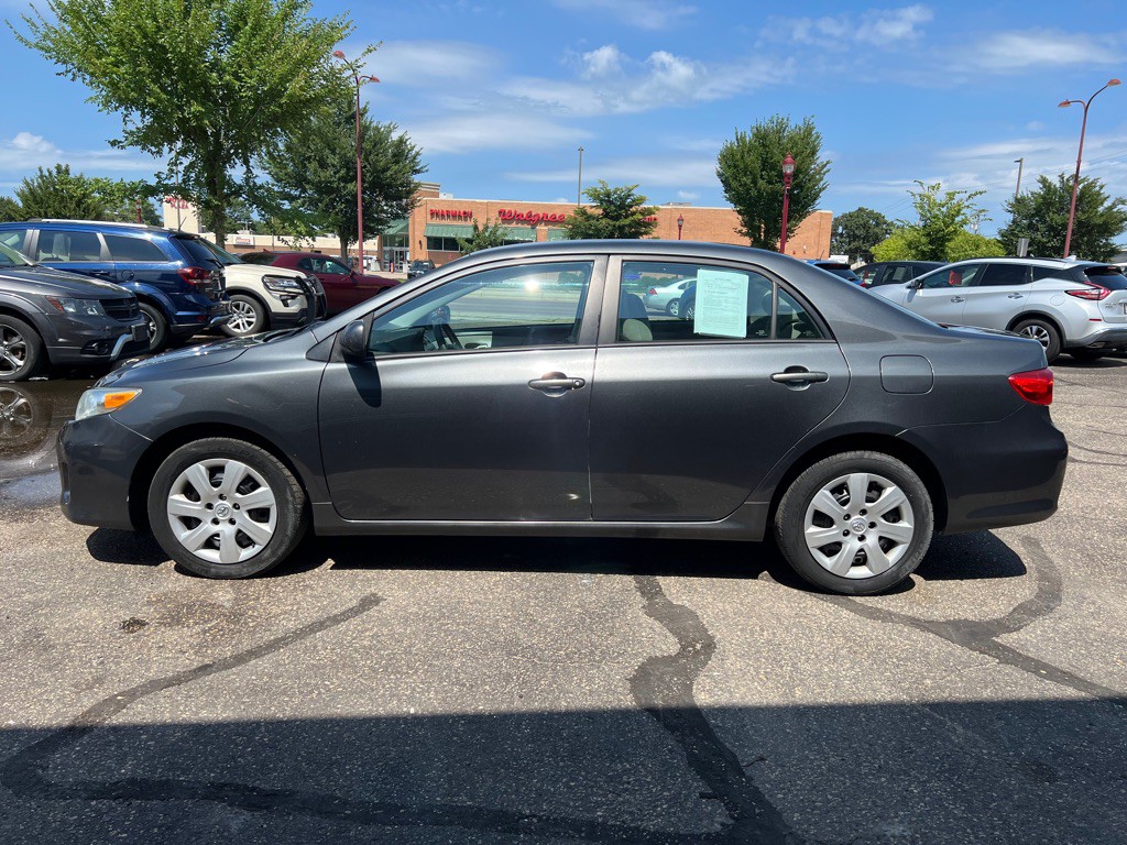 2012 Toyota Corolla Image 5