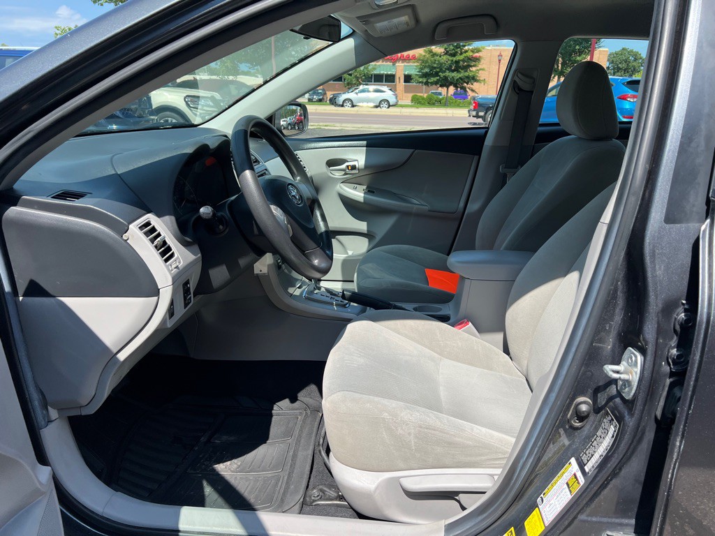 2012 Toyota Corolla Image 14