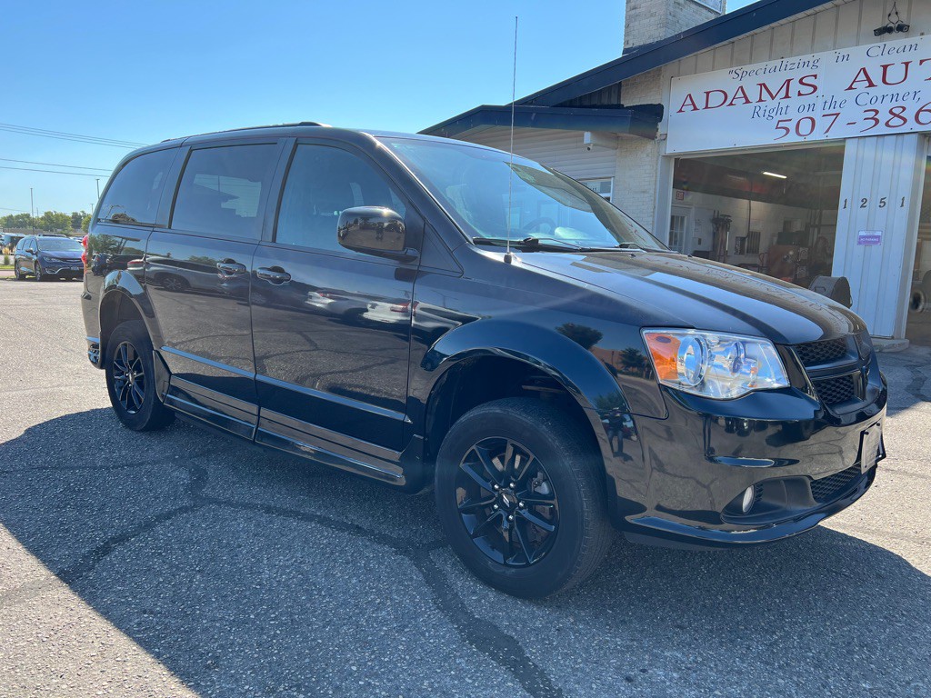 2019 Dodge Grand Caravan Image 1