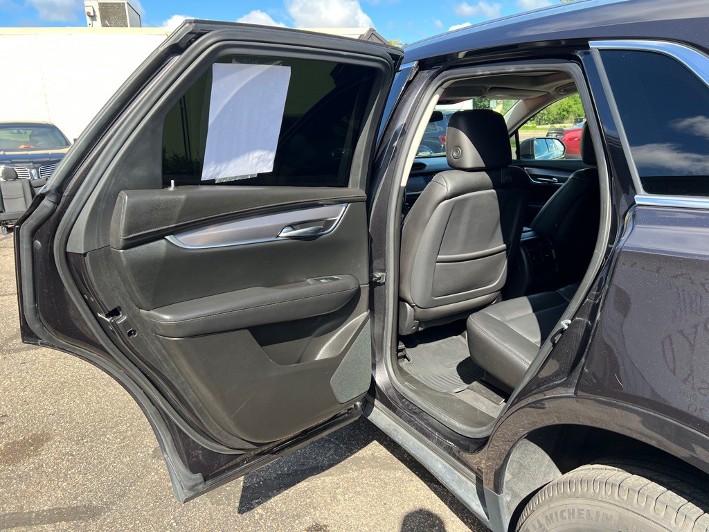 2018 Cadillac XT5 Image 9