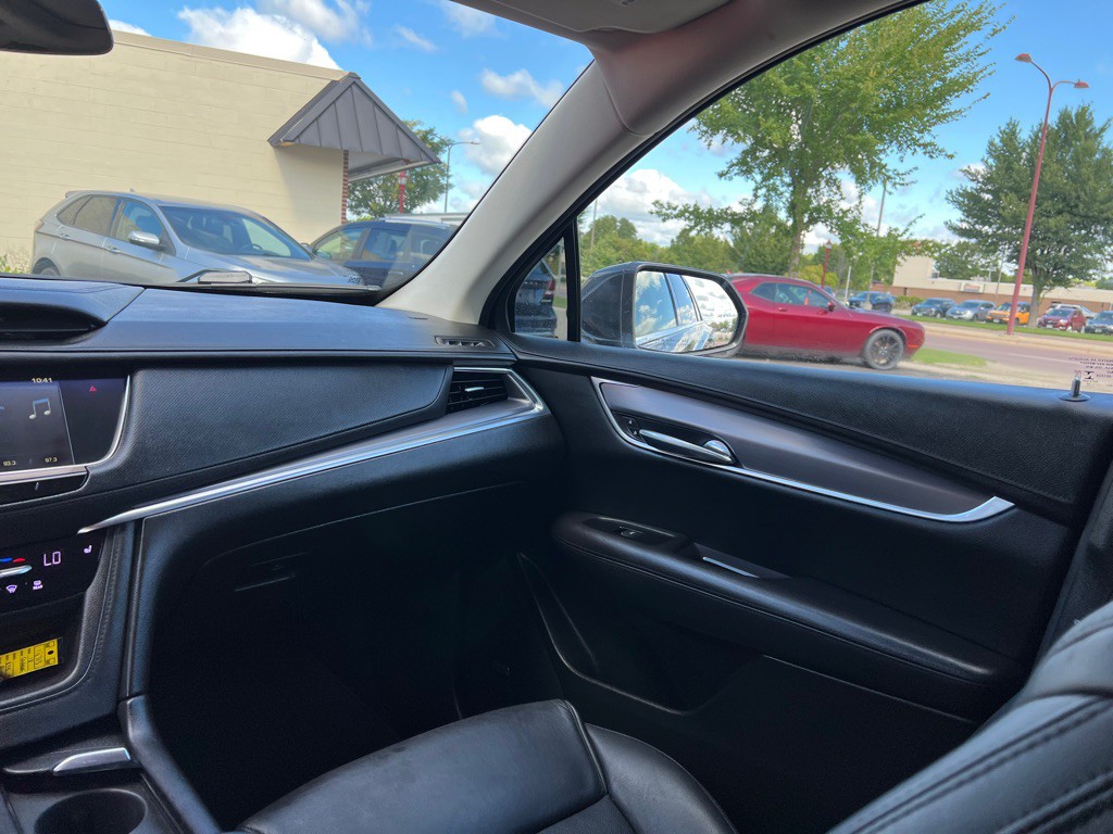 2018 Cadillac XT5 Image 11