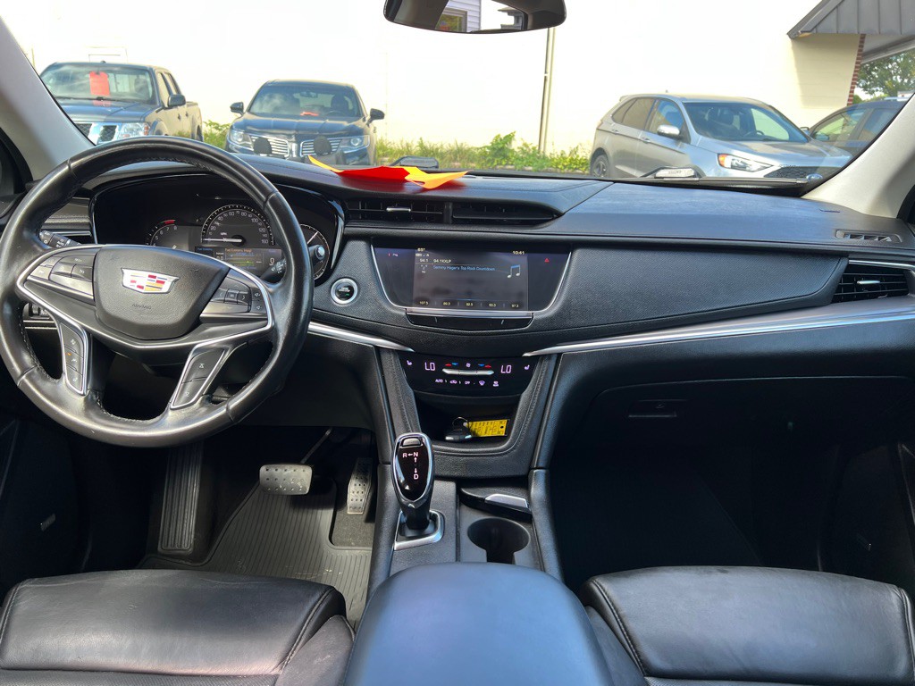 2018 Cadillac XT5 Image 12