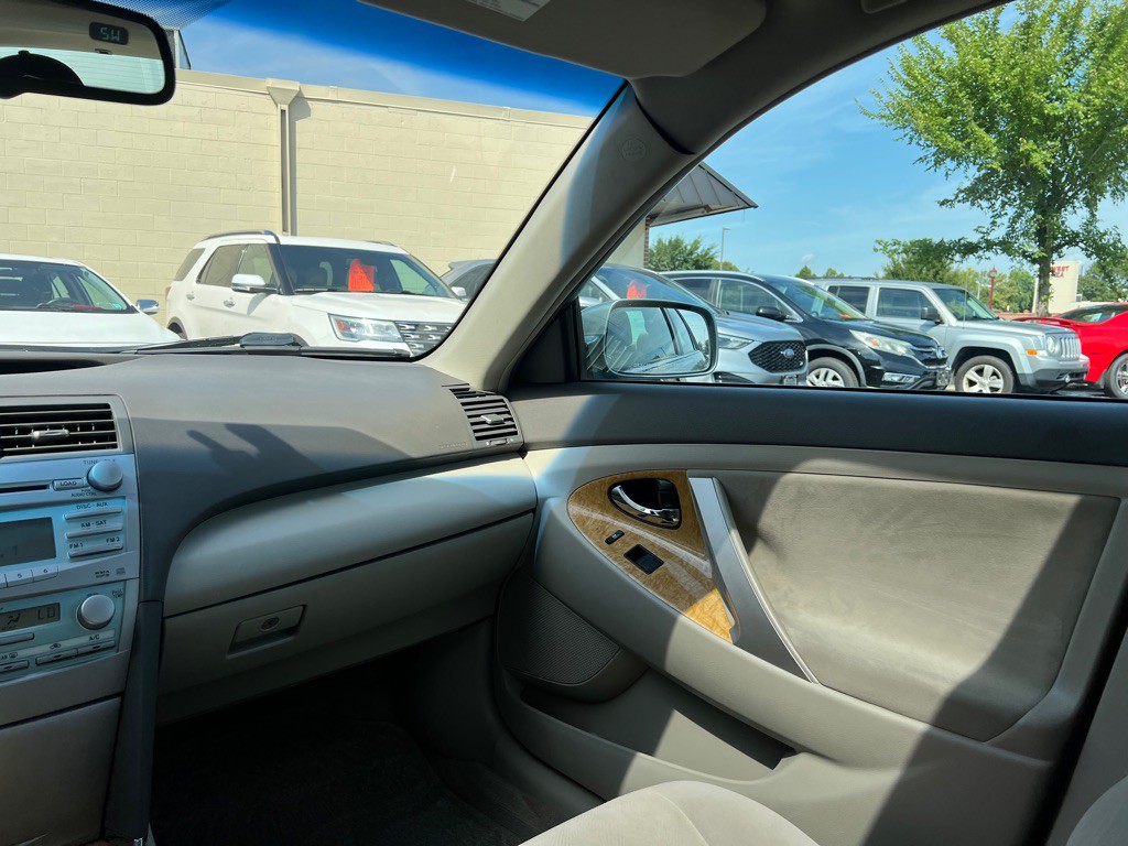 2007 Toyota Camry Image 10