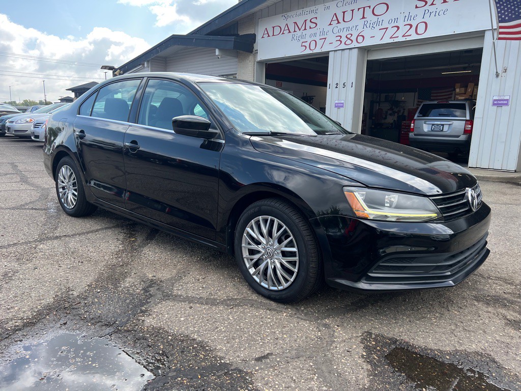 2017 Volkswagen Jetta Image 1