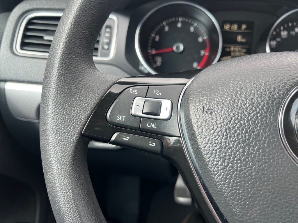 2017 Volkswagen Jetta Image 17