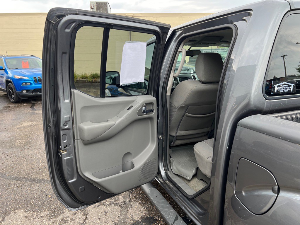 2018 Nissan Frontier Image 8
